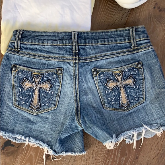 No Boundaries Pants - 🌸Jean Shorts